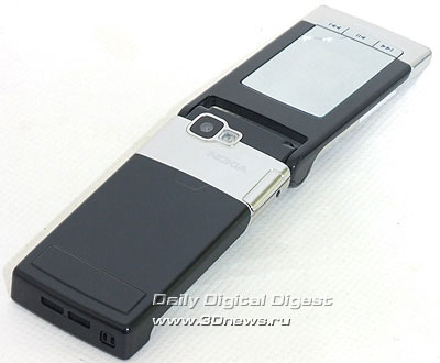 Nokia N76. Вид сзади
